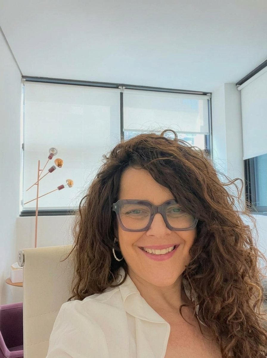 Retrato executivo de Paula Slemian, sócia fundadora da WePsico